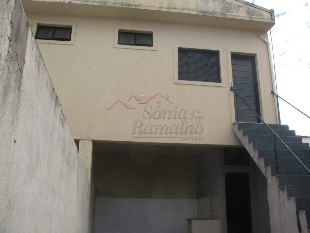 Alugar Casas / Padrão em Ribeirão Preto R$ 650,00 - Foto 3