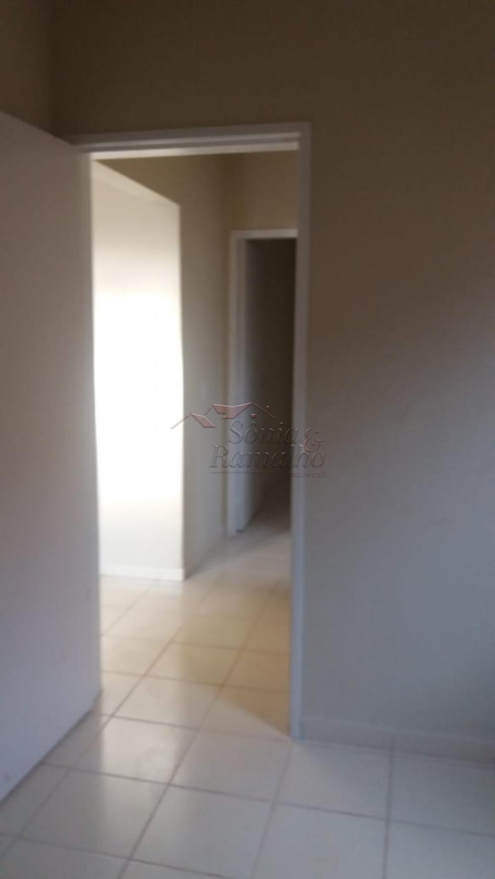 Alugar Casas Residenciais / Padrão em Ribeirão Preto R$ 950,00 - Foto 8