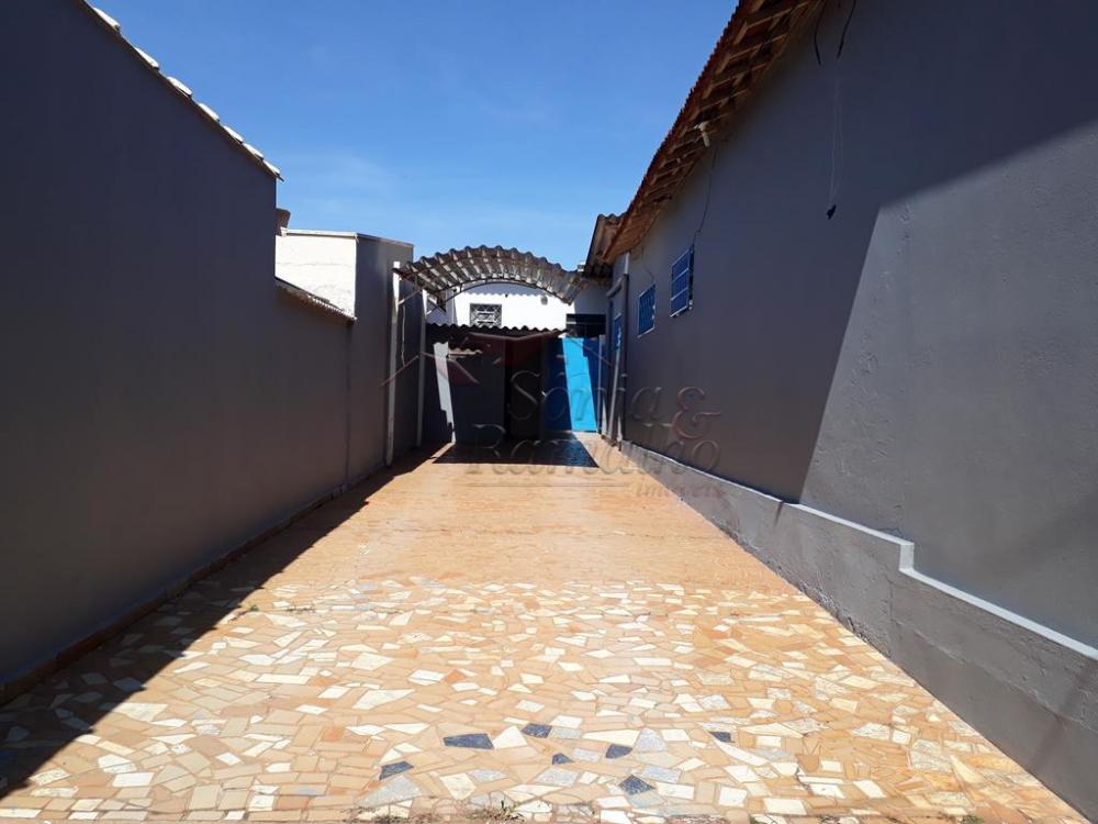 Alugar Casas Residenciais / Padrão em Ribeirão Preto R$ 750,00 - Foto 2