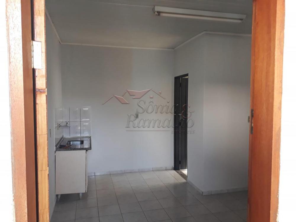 Alugar Casas Residenciais / Padrão em Ribeirão Preto R$ 750,00 - Foto 11