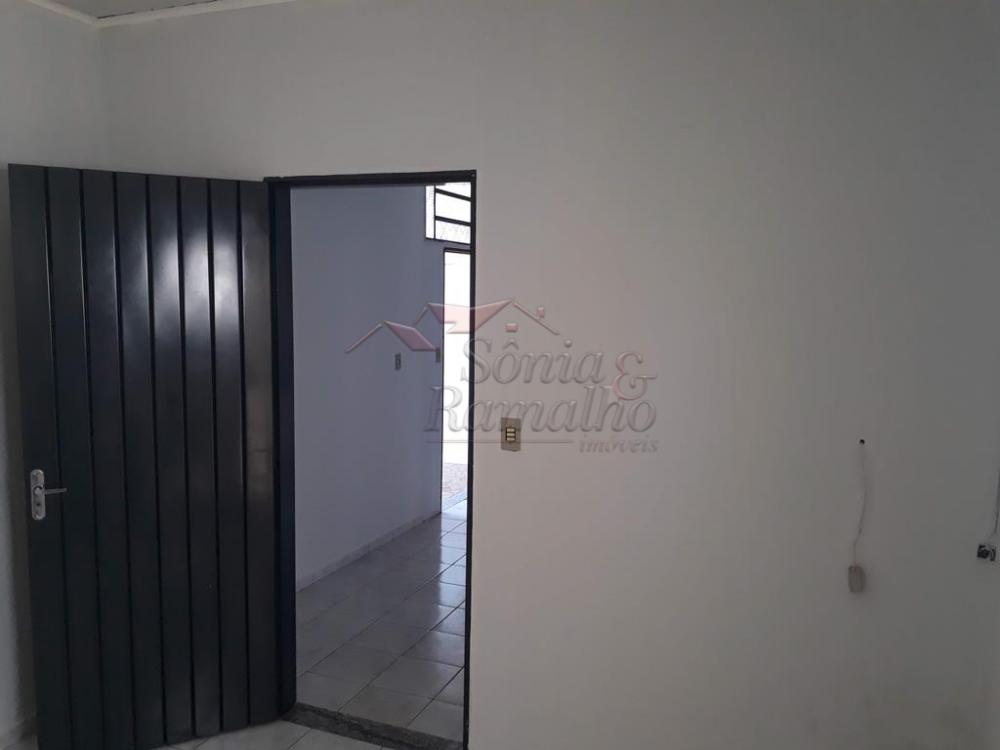 Alugar Casas Residenciais / Padrão em Ribeirão Preto R$ 750,00 - Foto 14