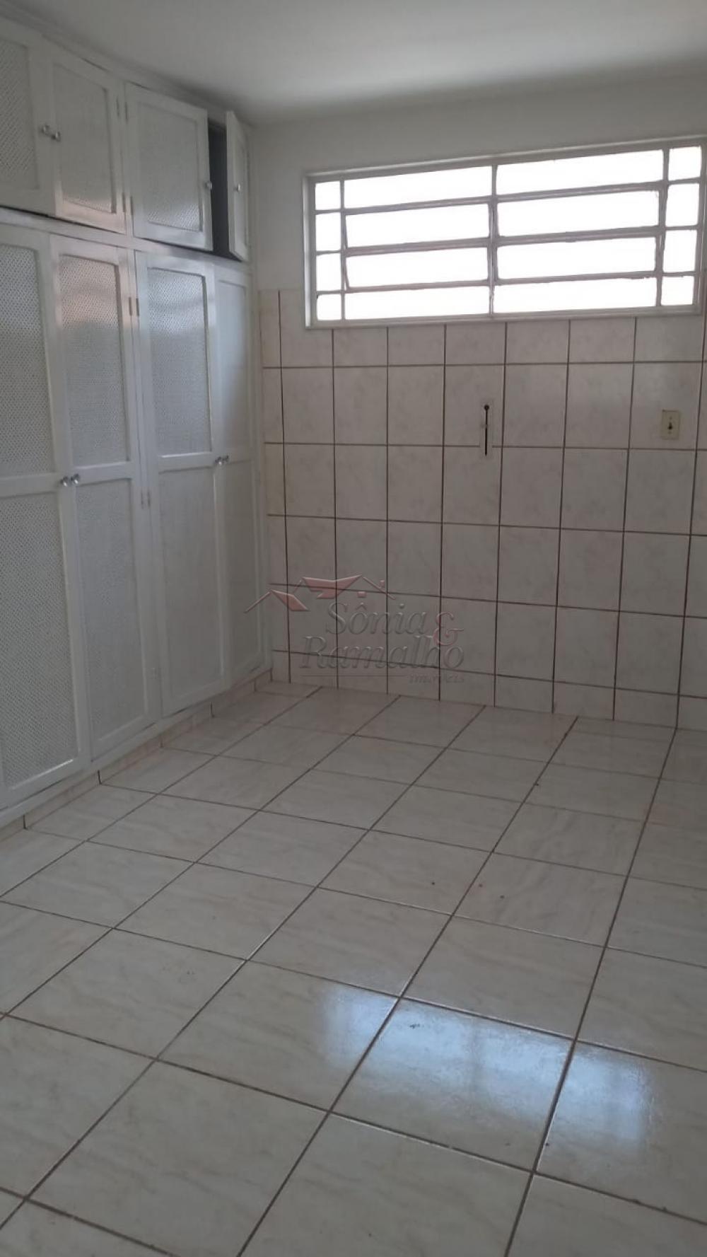 Alugar Casas Residenciais / Padrão em Ribeirão Preto R$ 3.300,00 - Foto 2
