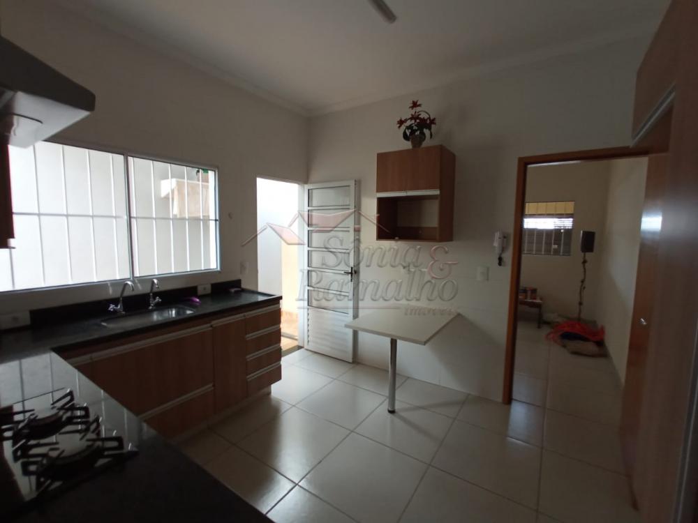 Alugar Casas / Padrão em Ribeirão Preto R$ 1.690,00 - Foto 7