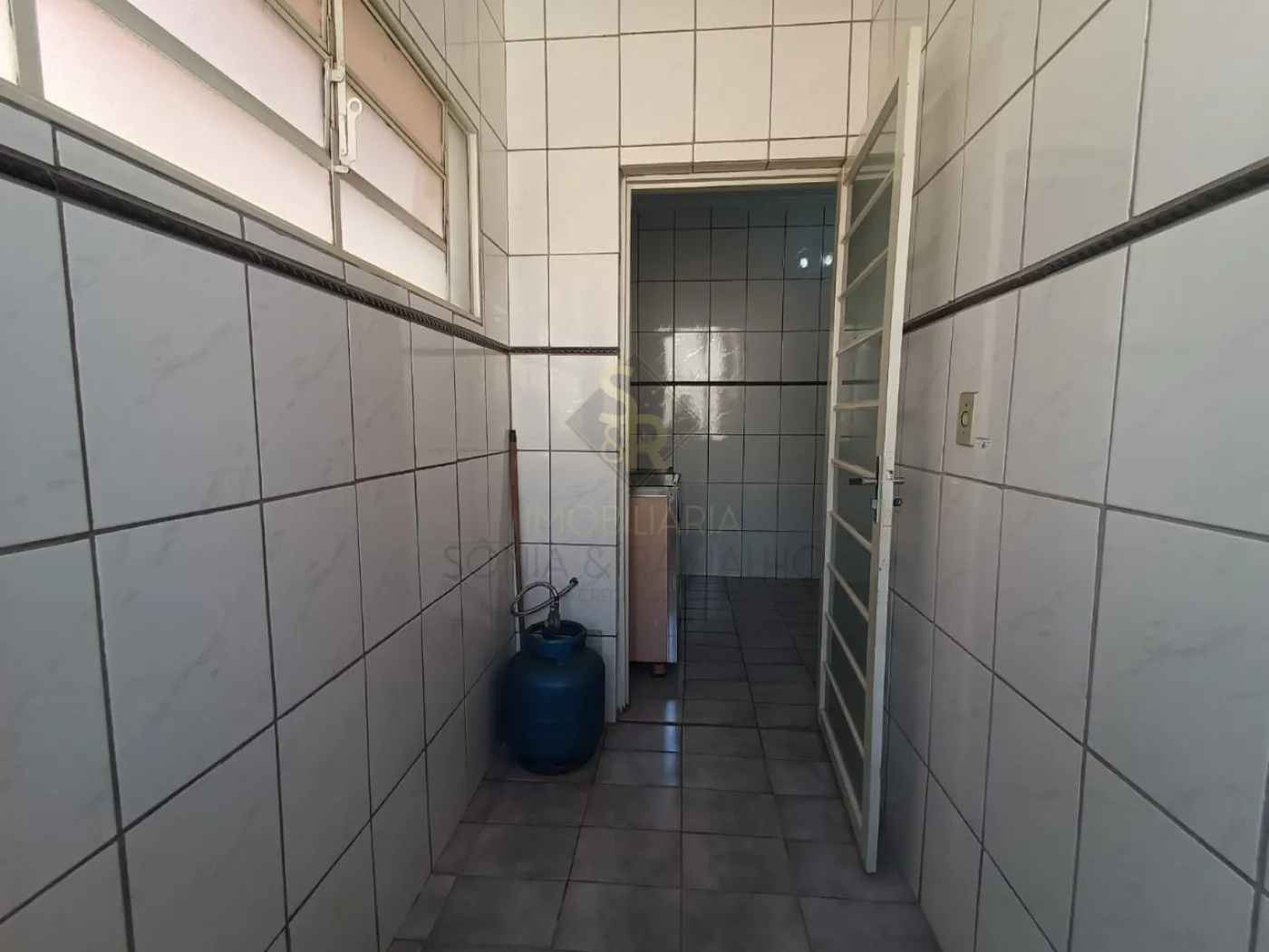 Alugar Apartamentos / Padrão em Ribeirão Preto R$ 800,00 - Foto 9