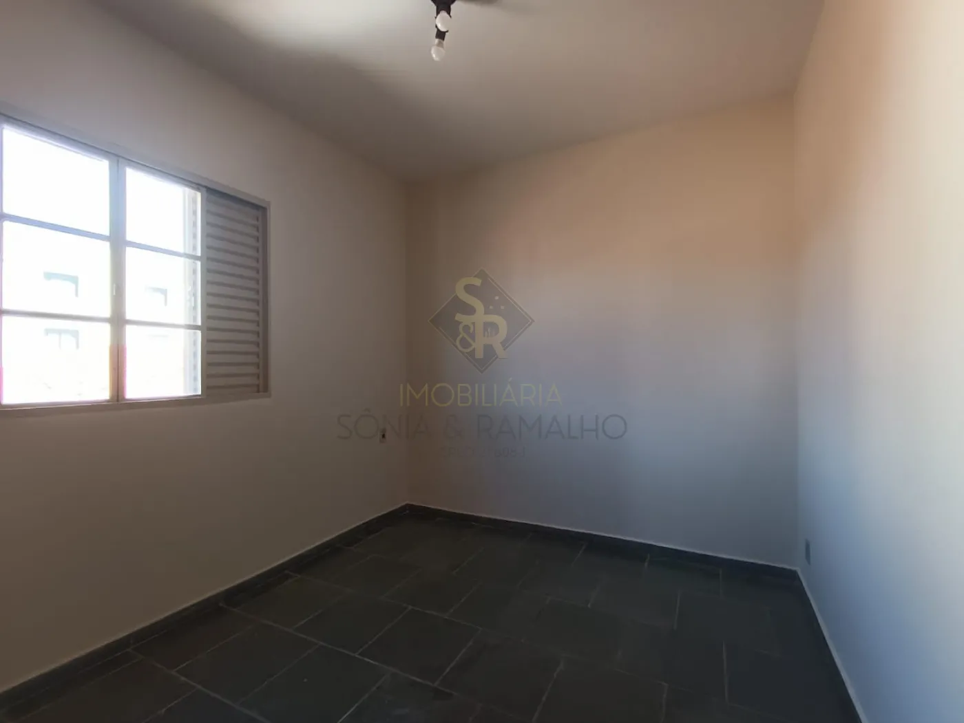 Alugar Apartamentos / Padrão em Ribeirão Preto R$ 800,00 - Foto 12