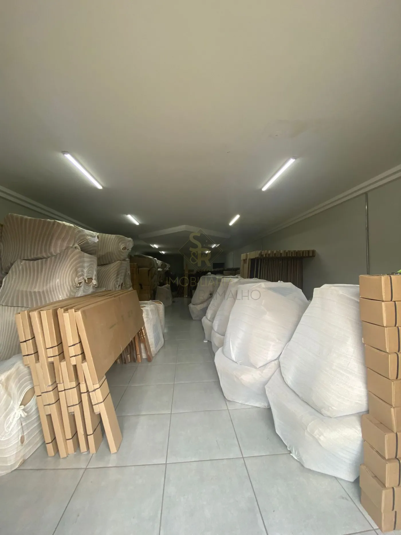 Alugar Imóveis Comerciais / Salão Comercial em Ribeirão Preto R$ 4.650,00 - Foto 2