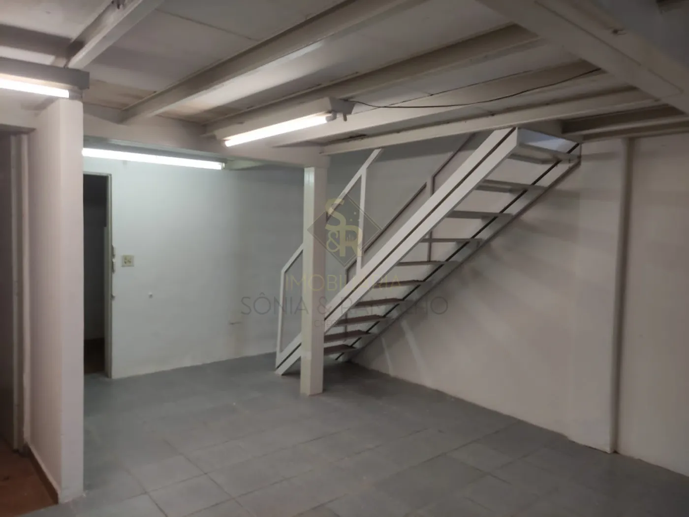 Alugar Imóveis Comerciais / Salão Comercial em Ribeirão Preto R$ 2.500,00 - Foto 8