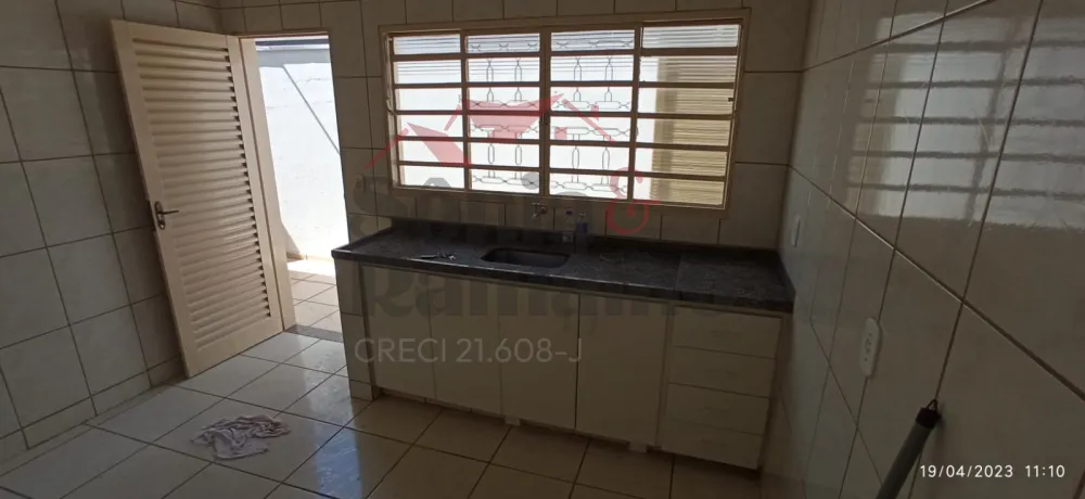 Alugar Casas Residenciais / Padrão em Ribeirão Preto R$ 900,00 - Foto 7