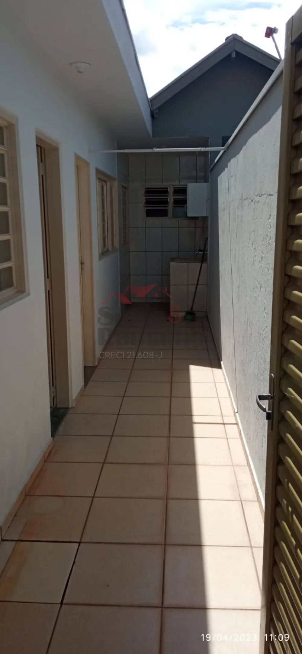 Alugar Casas Residenciais / Padrão em Ribeirão Preto R$ 900,00 - Foto 14