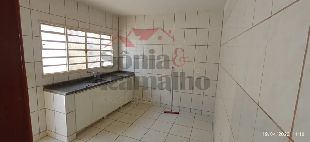 Alugar Casas Residenciais / Padrão em Ribeirão Preto R$ 900,00 - Foto 6