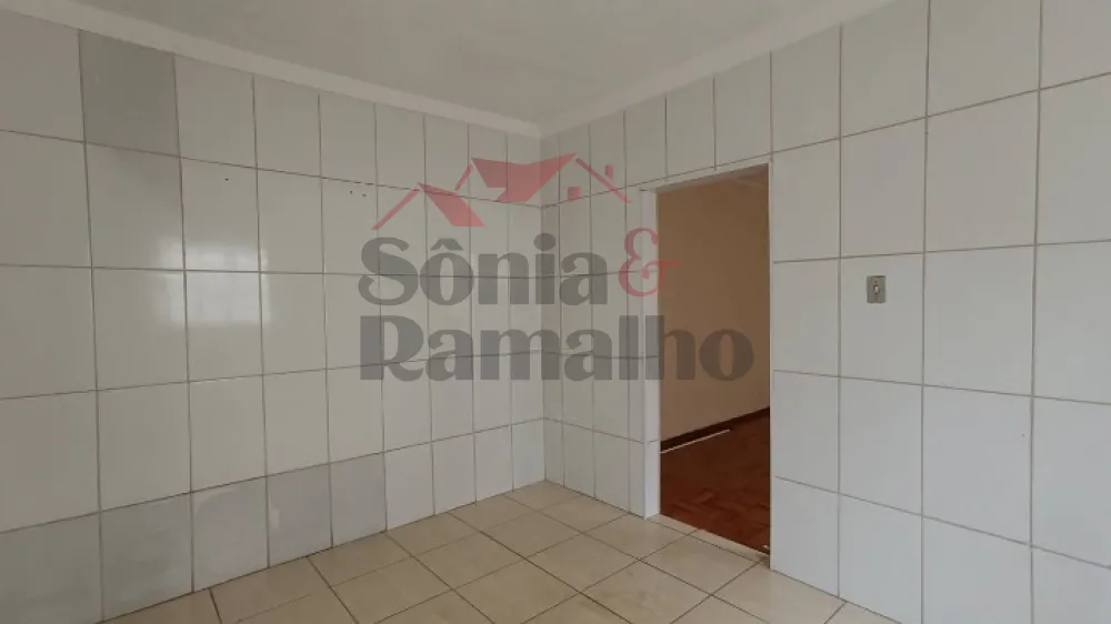Alugar Casas Residenciais / Padrão em Ribeirão Preto R$ 1.000,00 - Foto 3
