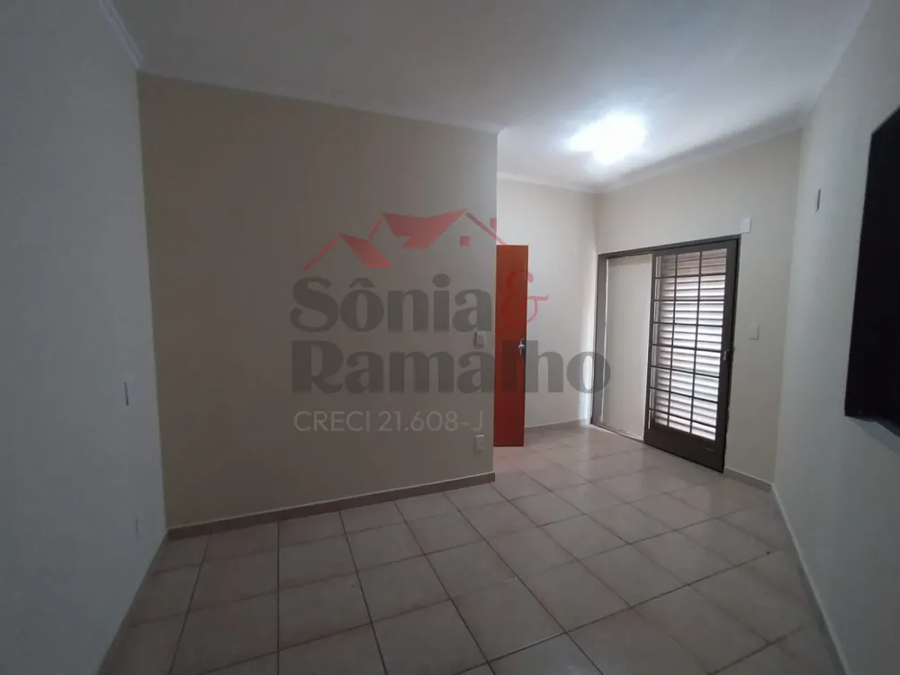 Alugar Casas / Padrão em Ribeirão Preto R$ 3.800,00 - Foto 1