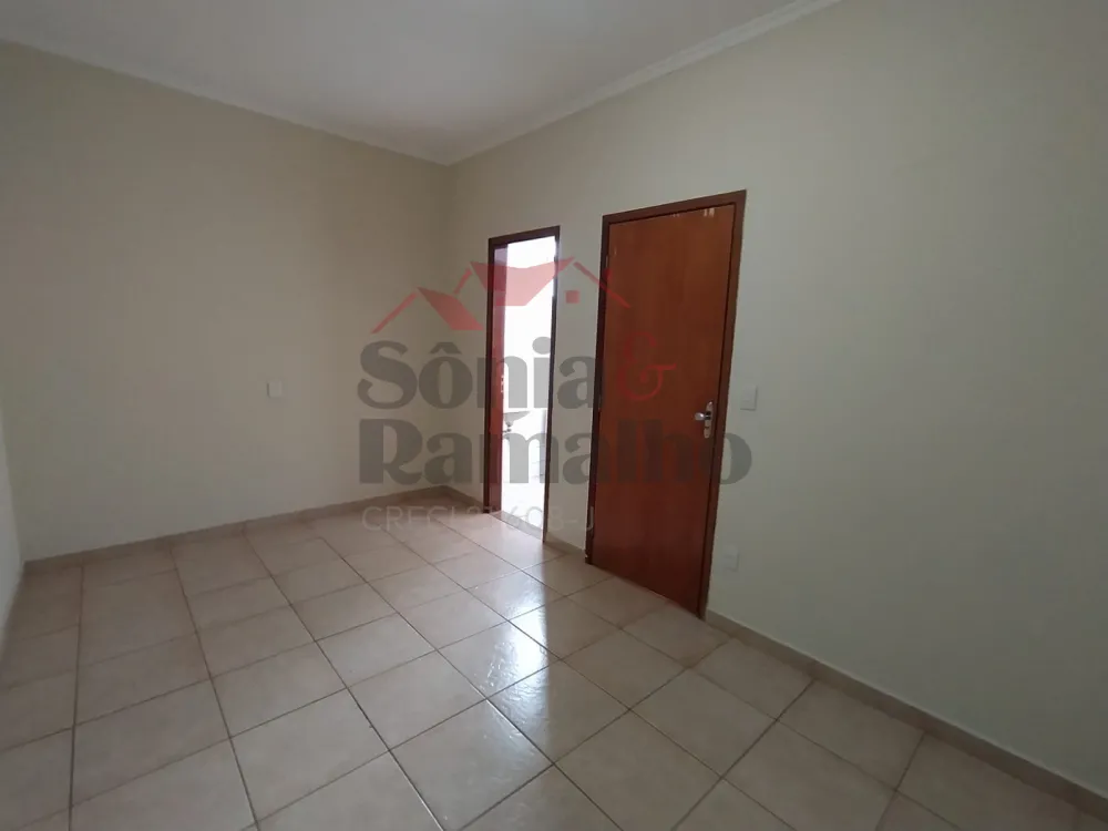Alugar Casas / Padrão em Ribeirão Preto R$ 3.800,00 - Foto 11