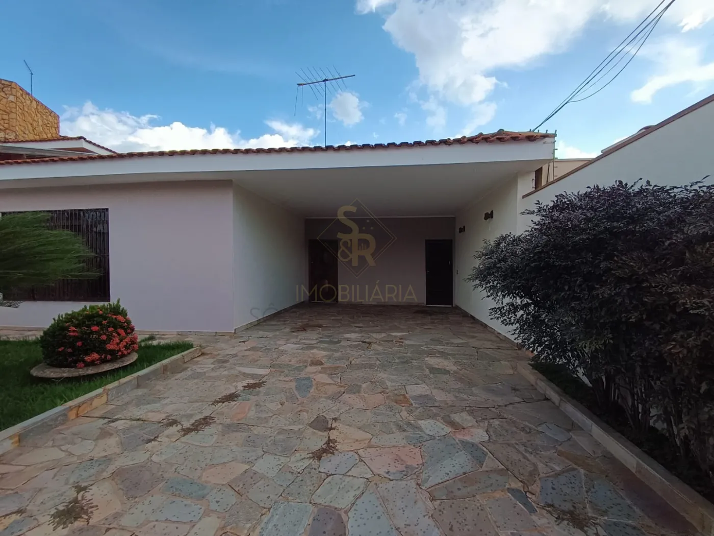Alugar Casas Residenciais / Padrão em Ribeirão Preto R$ 4.500,00 - Foto 3