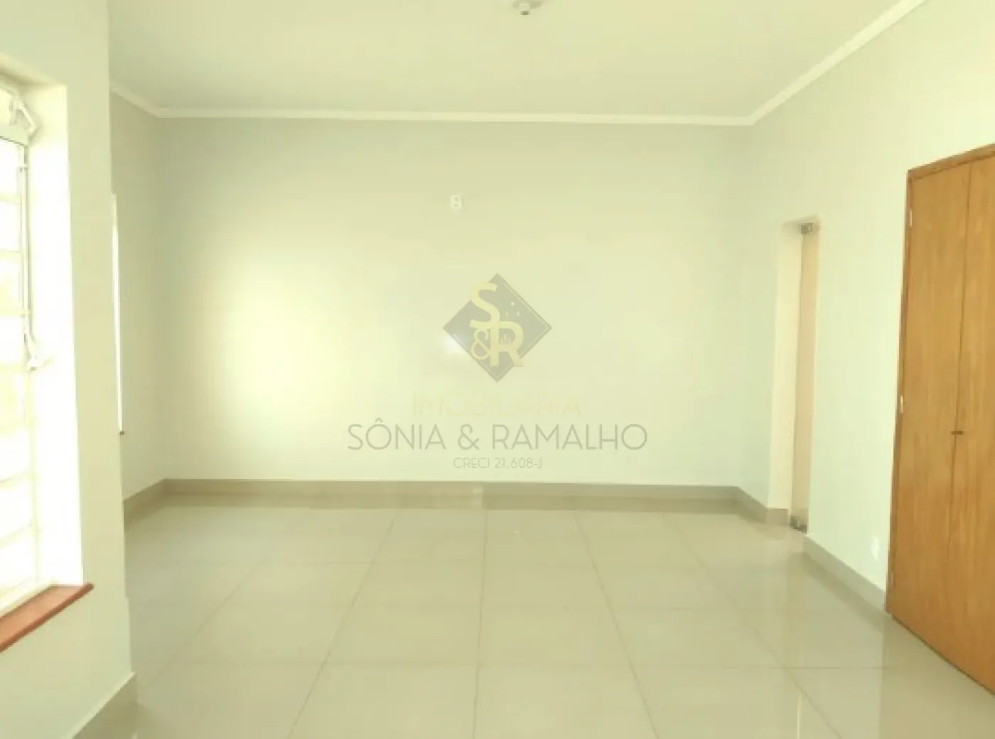 Alugar Casas Residenciais / Padrão em Ribeirão Preto R$ 4.500,00 - Foto 1
