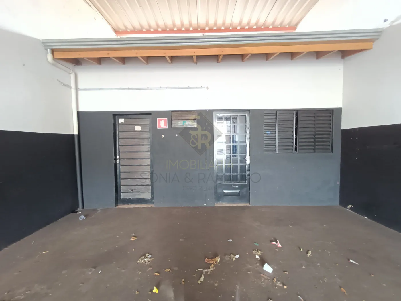 Alugar Imóveis Comerciais / Salão Comercial em Ribeirão Preto R$ 2.000,00 - Foto 3