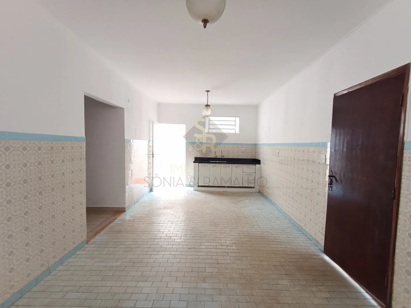 Alugar Casas Residenciais / Padrão em Ribeirão Preto R$ 1.800,00 - Foto 3