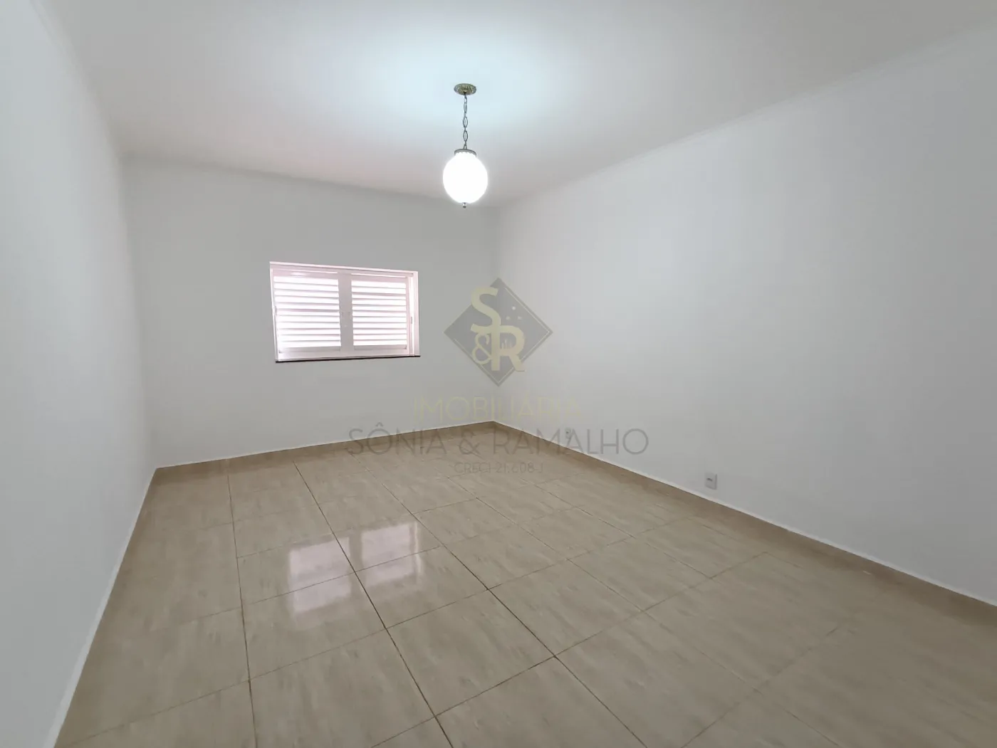 Alugar Casas Residenciais / Padrão em Ribeirão Preto R$ 1.800,00 - Foto 8