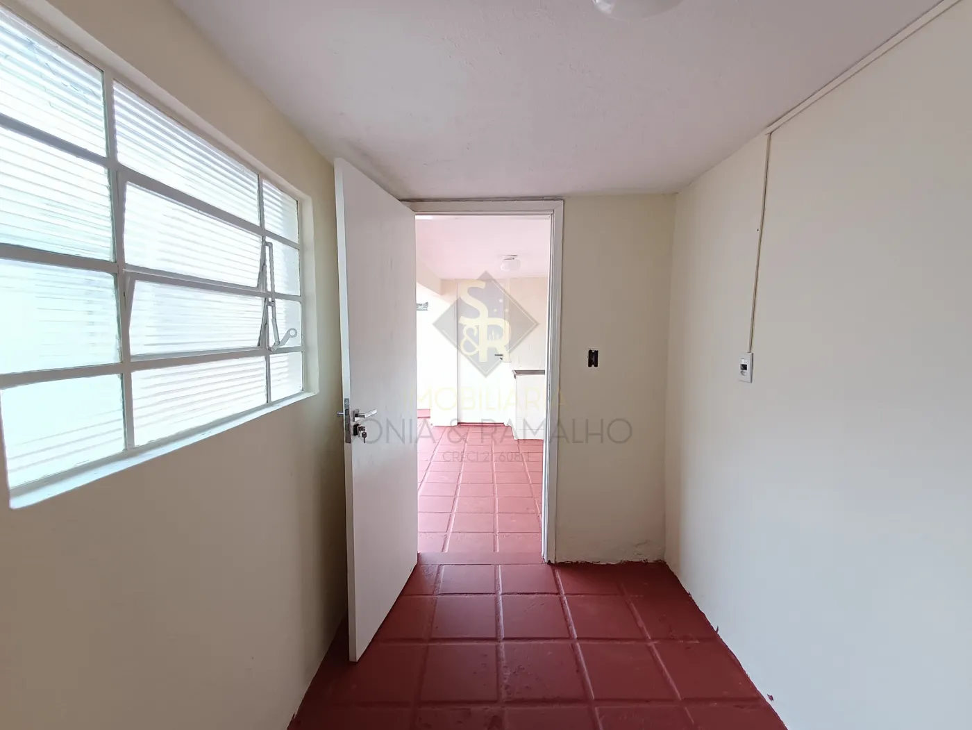 Alugar Casas Residenciais / Padrão em Ribeirão Preto R$ 1.800,00 - Foto 9