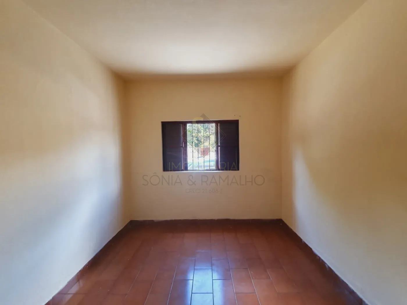 Alugar Casas Residenciais / Padrão em Ribeirão Preto R$ 800,00 - Foto 5