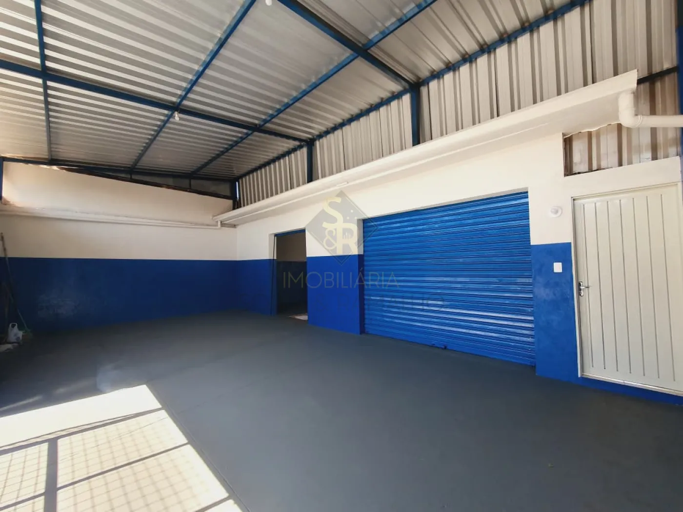 Alugar Imóveis Comerciais / Salão Comercial em Ribeirão Preto R$ 1.800,00 - Foto 2