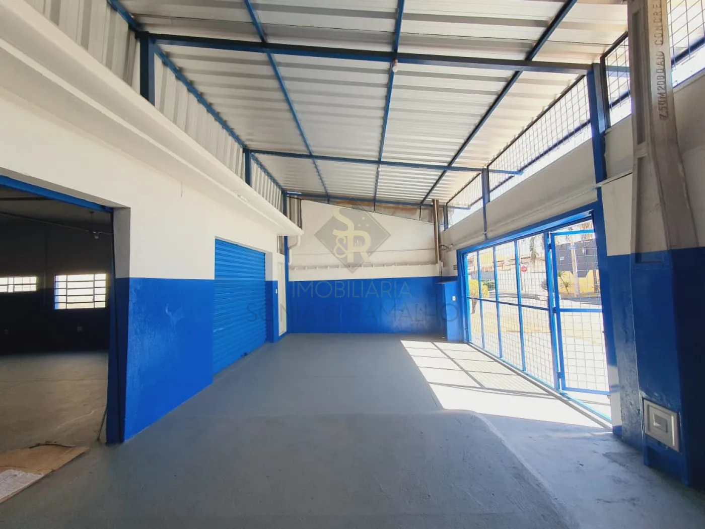 Alugar Imóveis Comerciais / Salão Comercial em Ribeirão Preto R$ 1.800,00 - Foto 1