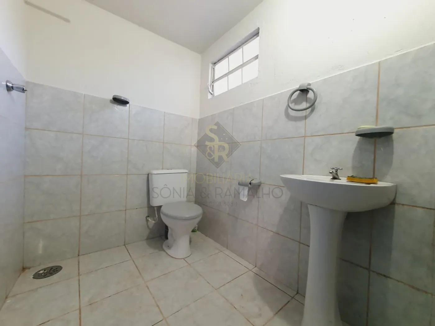 Alugar Imóveis Comerciais / Salão Comercial em Ribeirão Preto R$ 1.800,00 - Foto 6