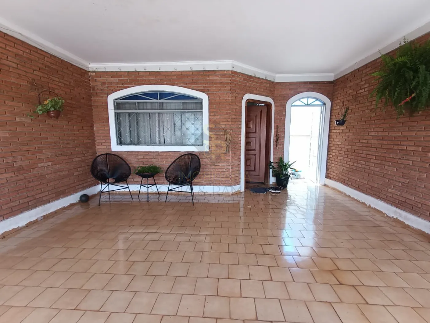 Comprar Casas Residenciais / Padrão em Ribeirão Preto R$ 370.000,00 - Foto 1