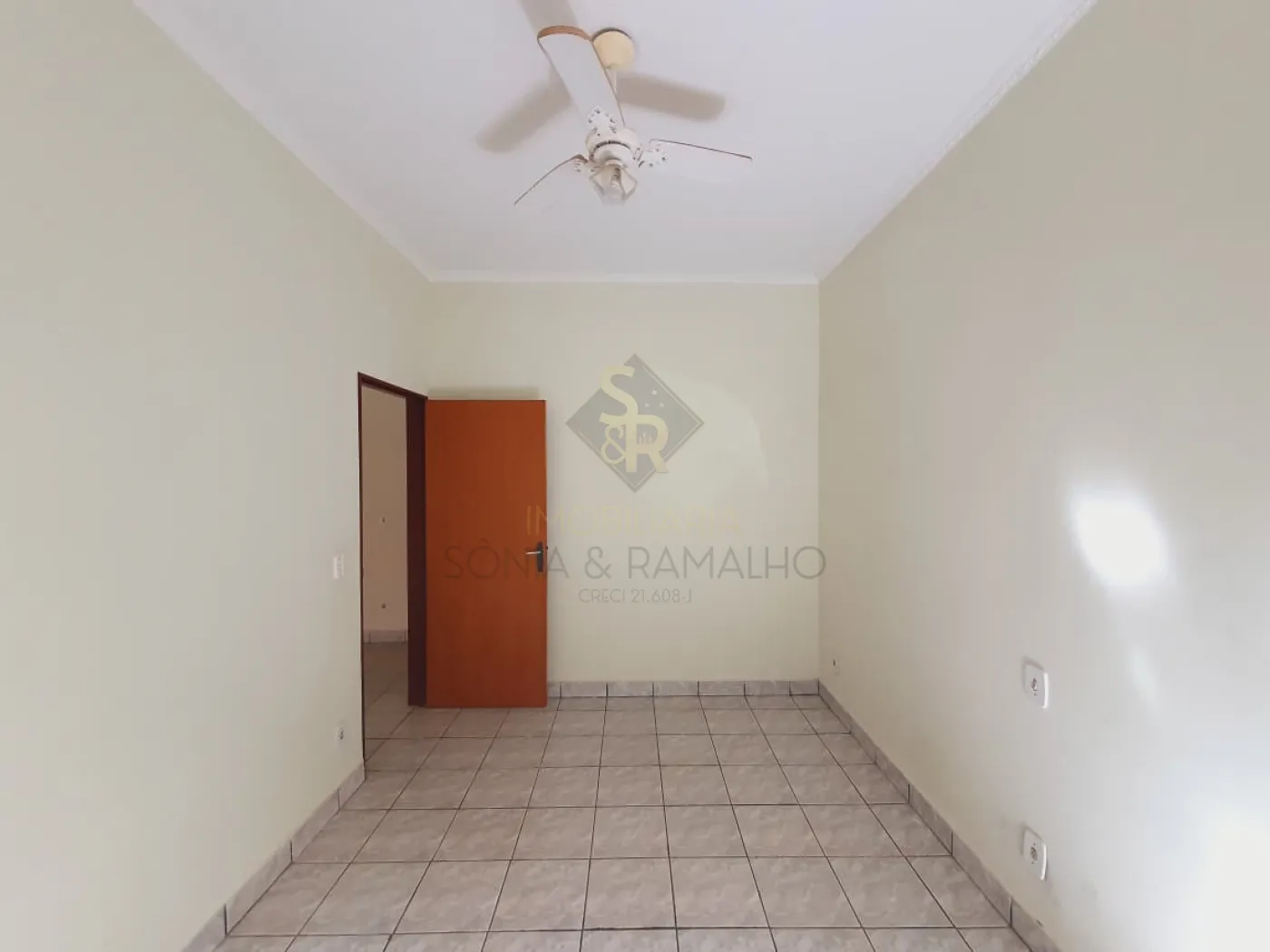 Alugar Casas Residenciais / Padrão em Ribeirão Preto R$ 3.100,00 - Foto 11