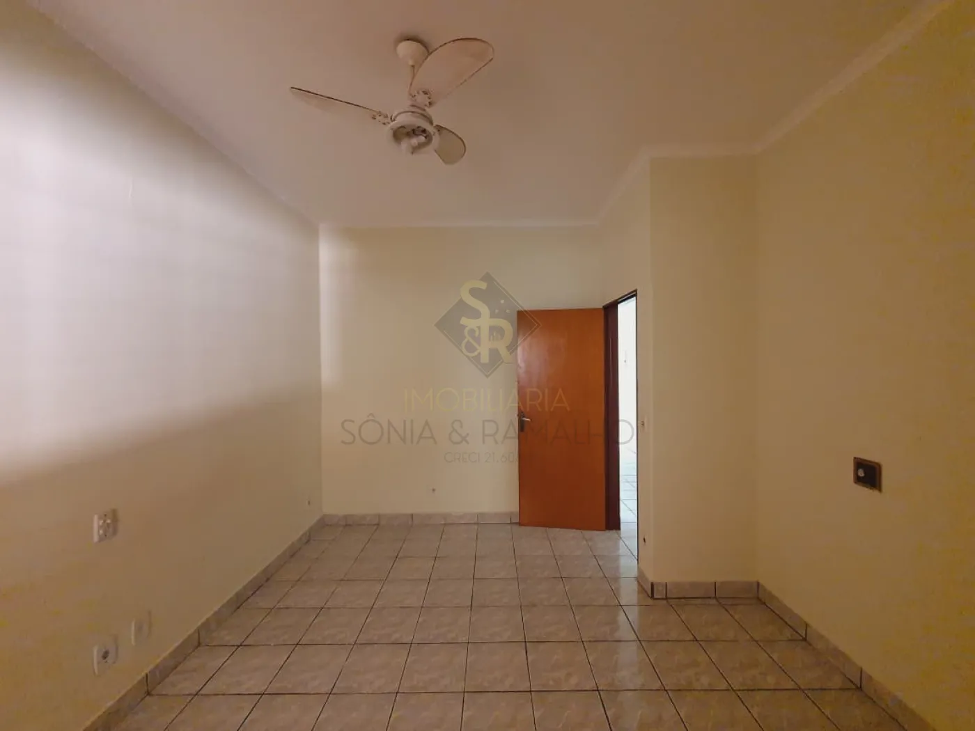 Alugar Casas Residenciais / Padrão em Ribeirão Preto R$ 3.100,00 - Foto 12