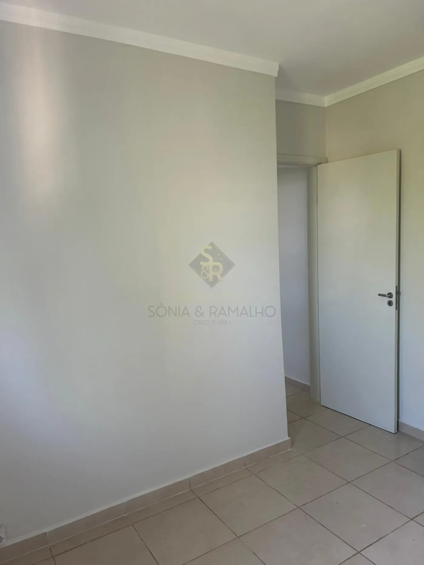 Alugar Apartamentos / Padrão em Ribeirão Preto R$ 1.550,00 - Foto 7