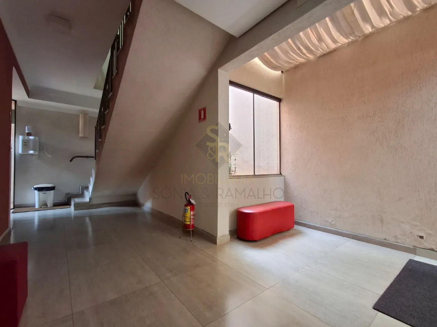 Alugar Imóveis Comerciais / Sala Comercial em Ribeirão Preto R$ 600,00 - Foto 2