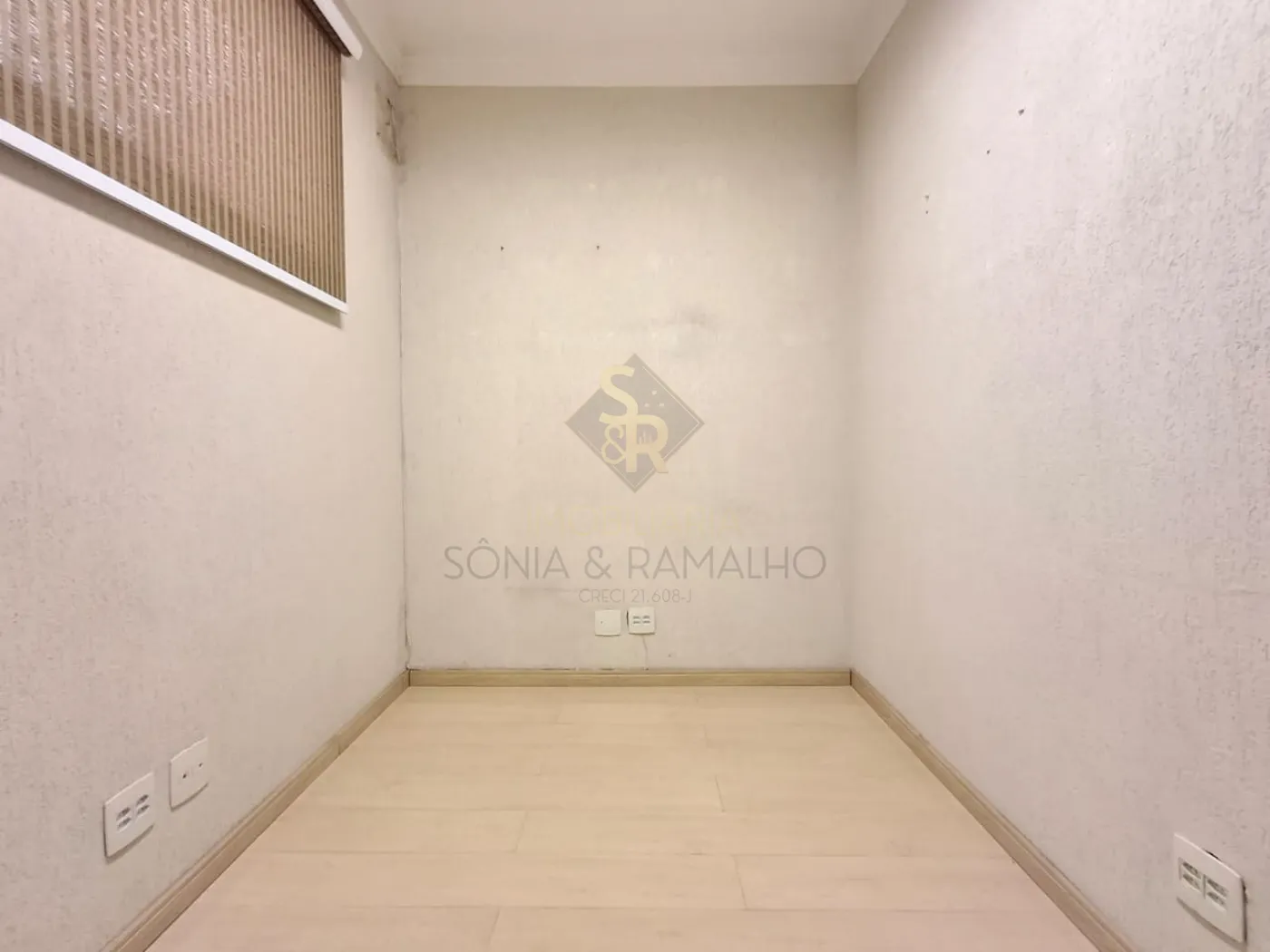 Alugar Imóveis Comerciais / Sala Comercial em Ribeirão Preto R$ 600,00 - Foto 6