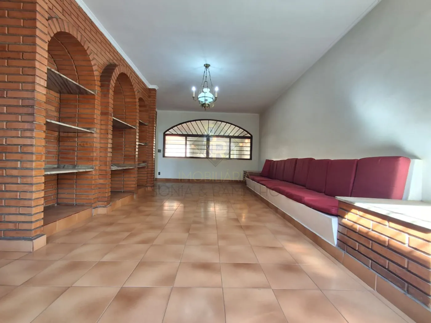 Alugar Casas Residenciais / Padrão em Ribeirão Preto R$ 5.700,00 - Foto 1