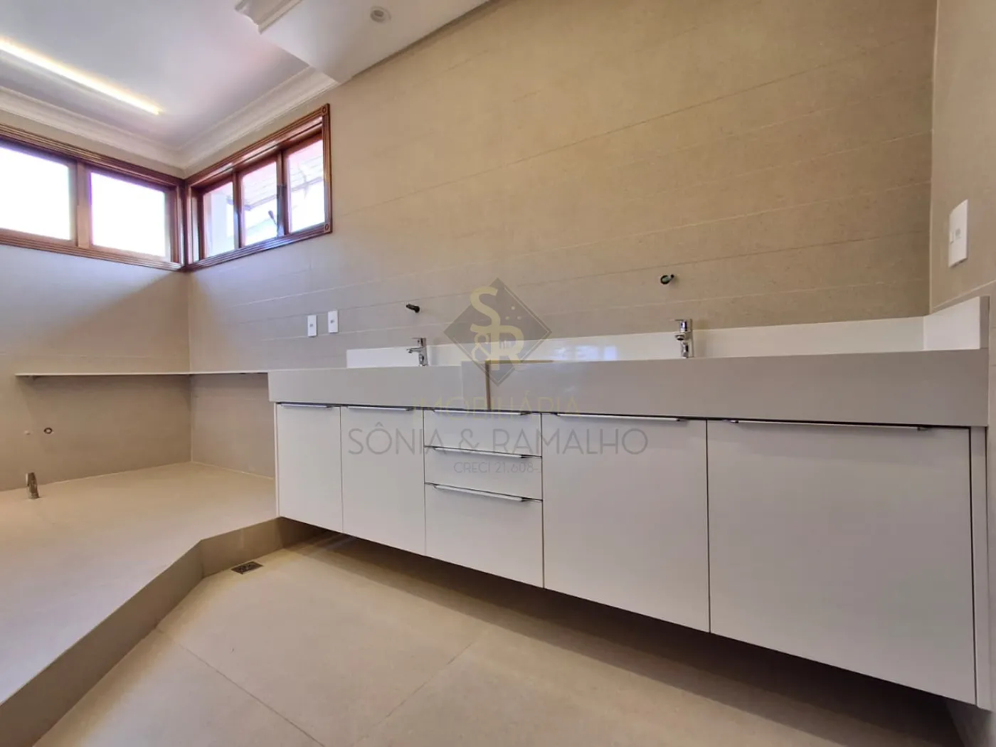 Alugar Casas Residenciais / Padrão em Ribeirão Preto R$ 16.000,00 - Foto 12