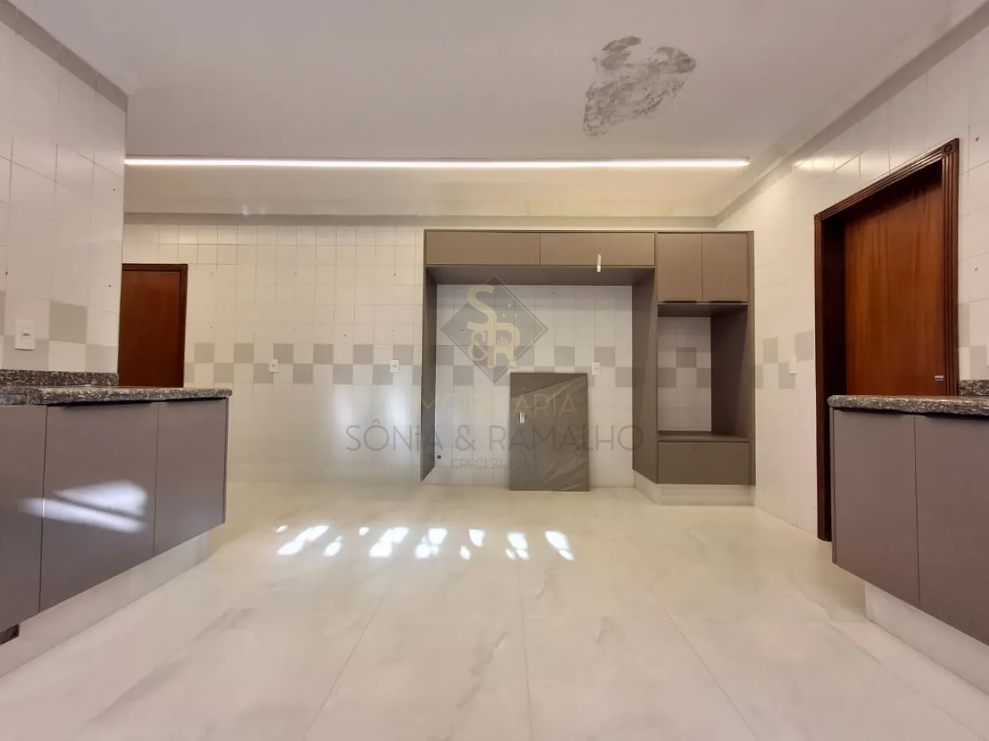 Alugar Casas Residenciais / Padrão em Ribeirão Preto R$ 16.000,00 - Foto 34