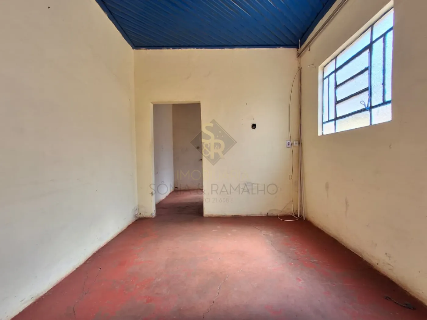 Comprar Casas Residenciais / Padrão em Ribeirão Preto R$ 180.000,00 - Foto 1