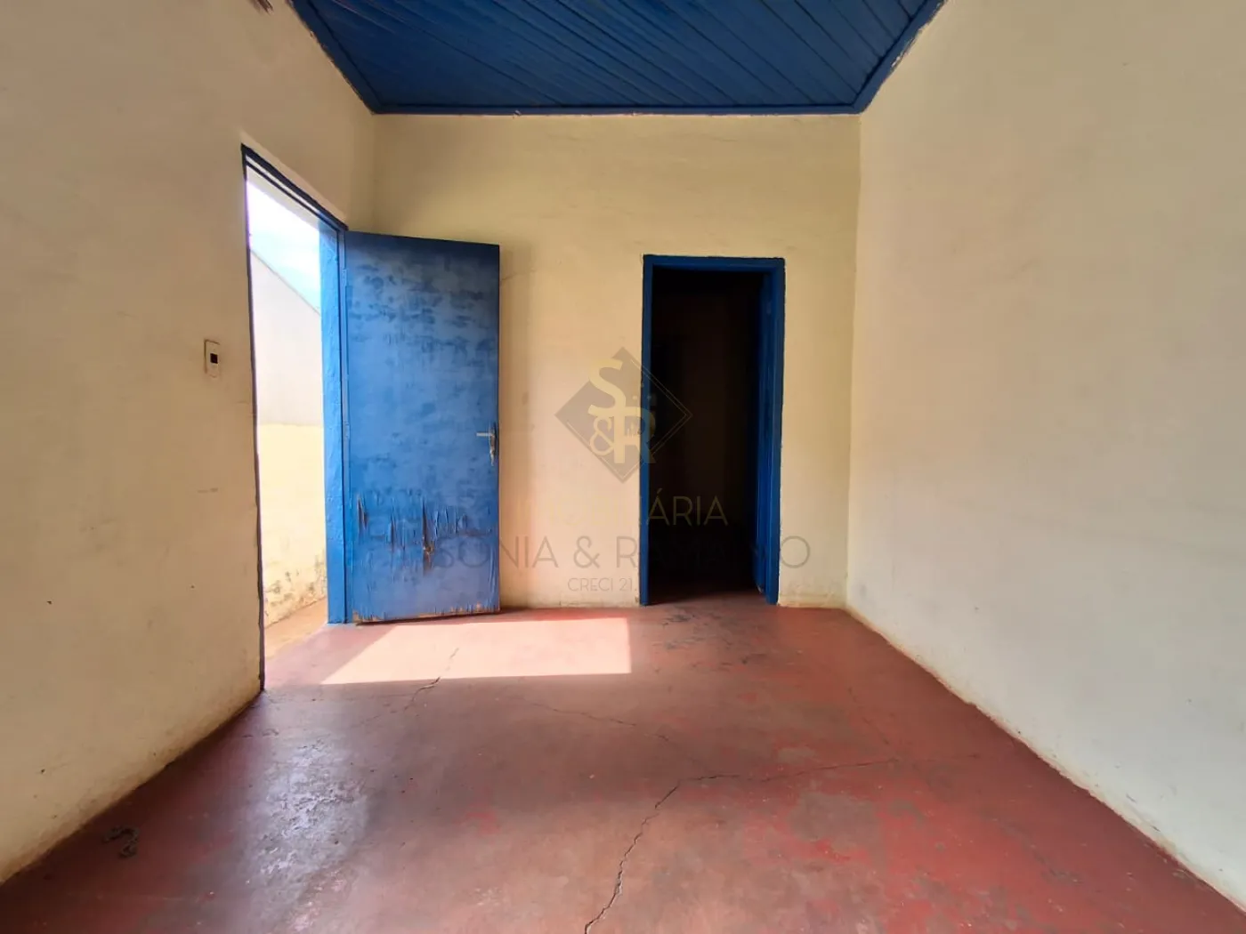 Comprar Casas Residenciais / Padrão em Ribeirão Preto R$ 180.000,00 - Foto 4