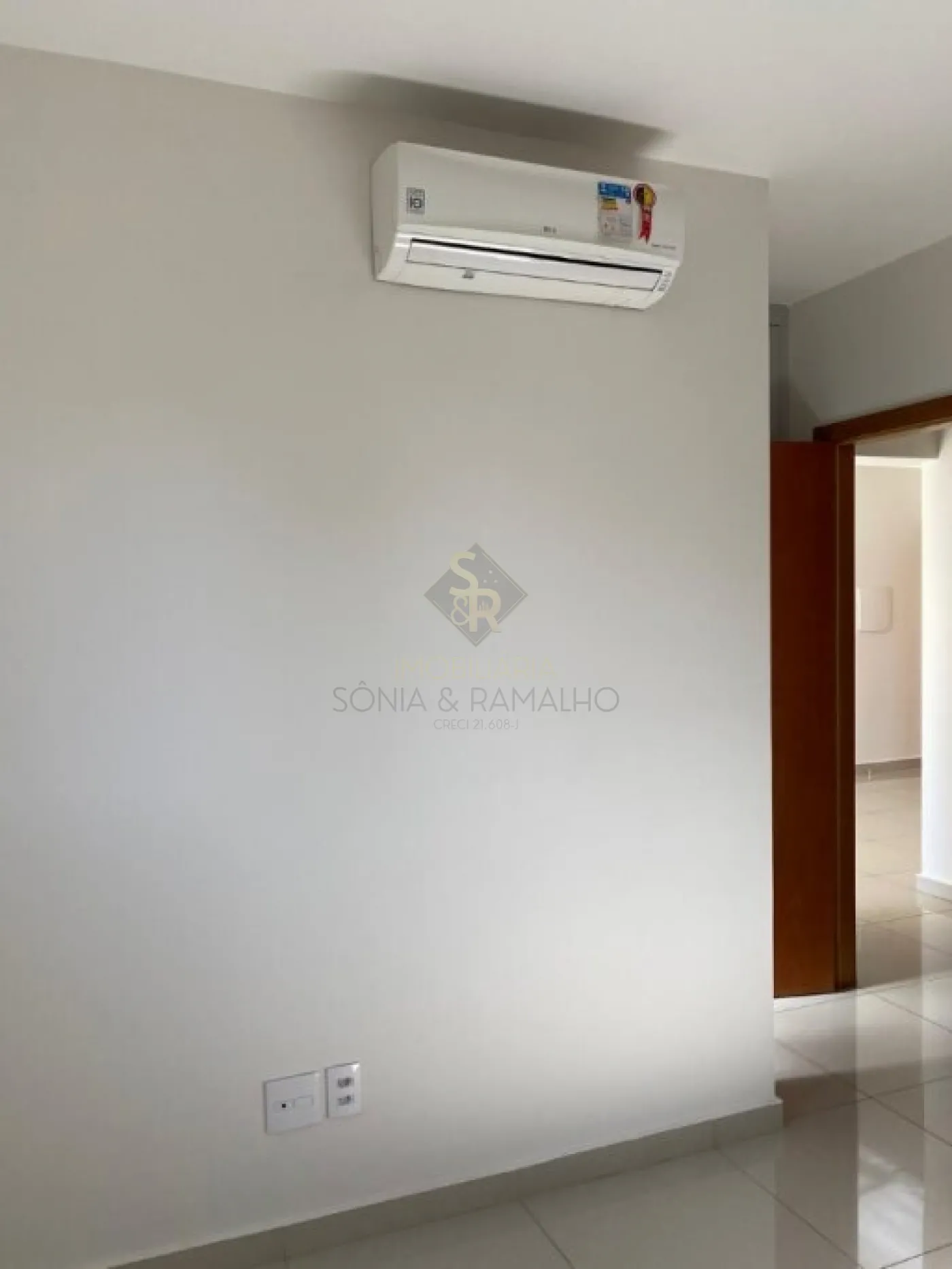 Alugar Apartamentos / Padrão em Ribeirão Preto R$ 2.390,00 - Foto 4