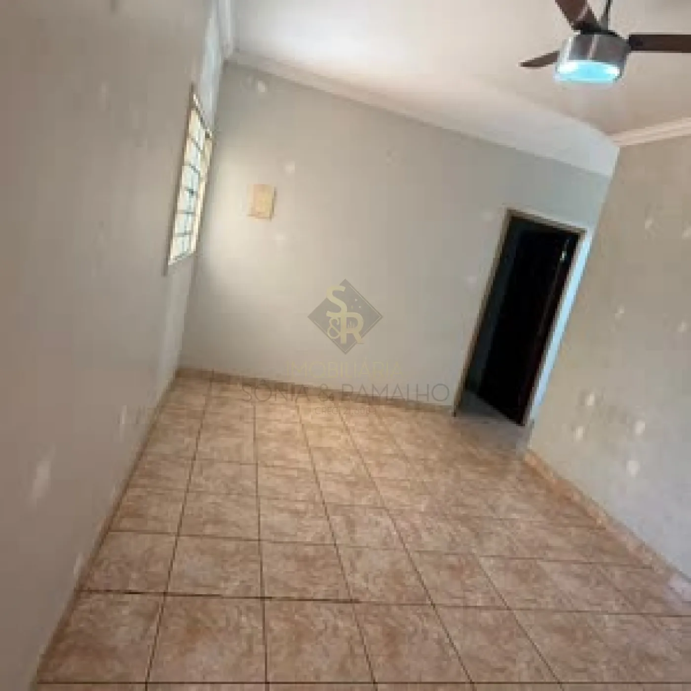 Alugar Casas Residenciais / Padrão em Ribeirão Preto R$ 1.600,00 - Foto 2