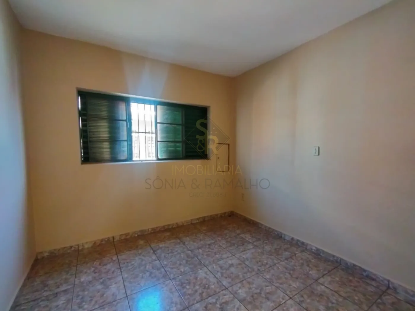 Alugar Casas Residenciais / Padrão em Ribeirão Preto R$ 1.100,00 - Foto 7