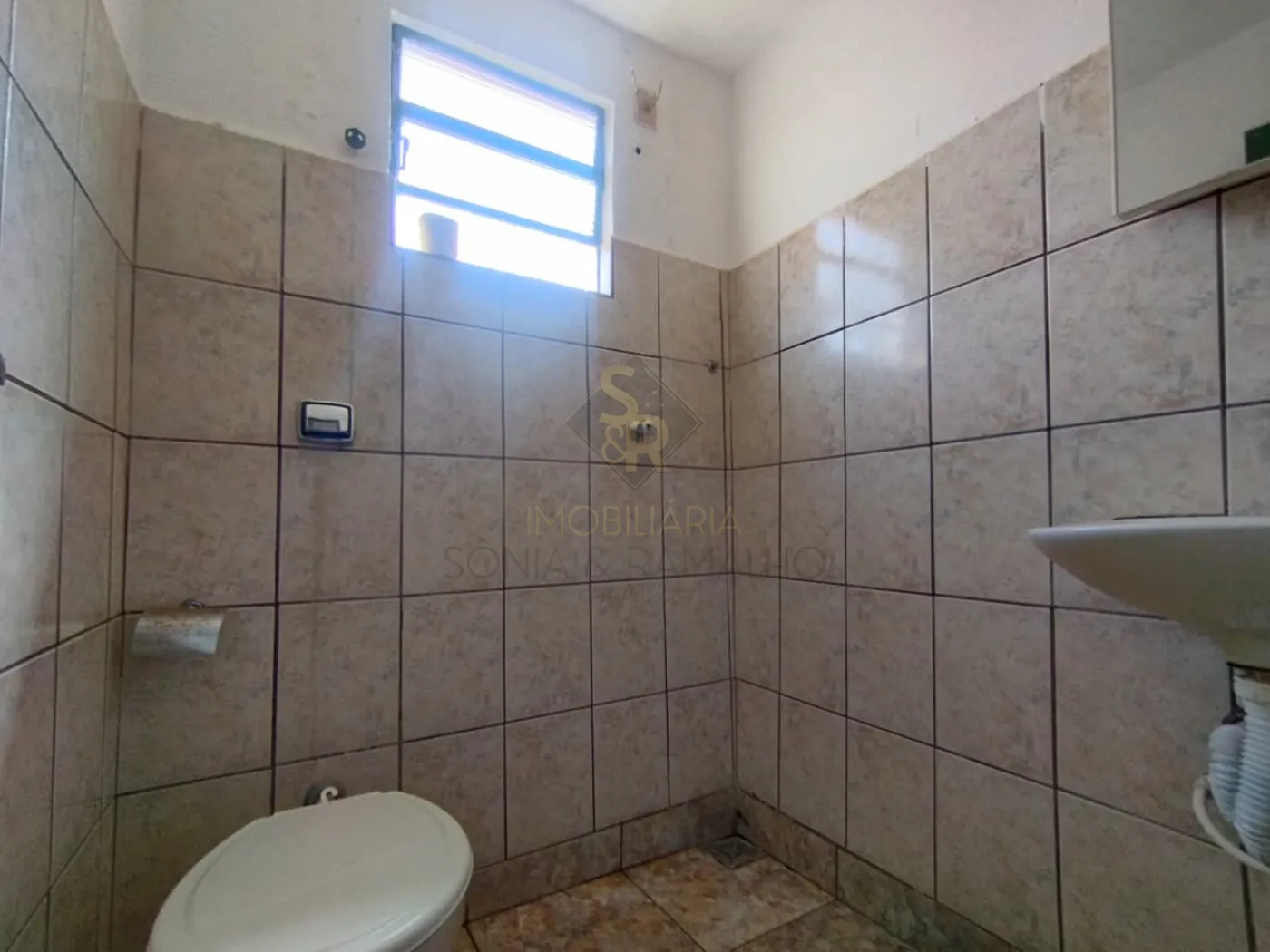 Alugar Casas Residenciais / Padrão em Ribeirão Preto R$ 1.100,00 - Foto 9