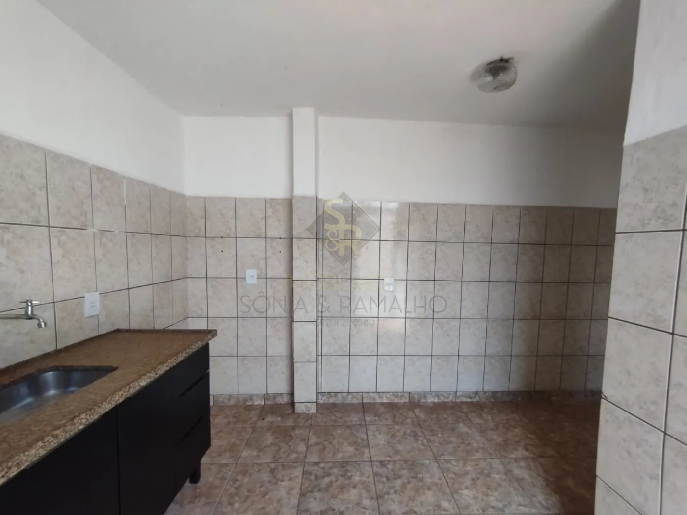 Alugar Casas Residenciais / Padrão em Ribeirão Preto R$ 1.100,00 - Foto 6