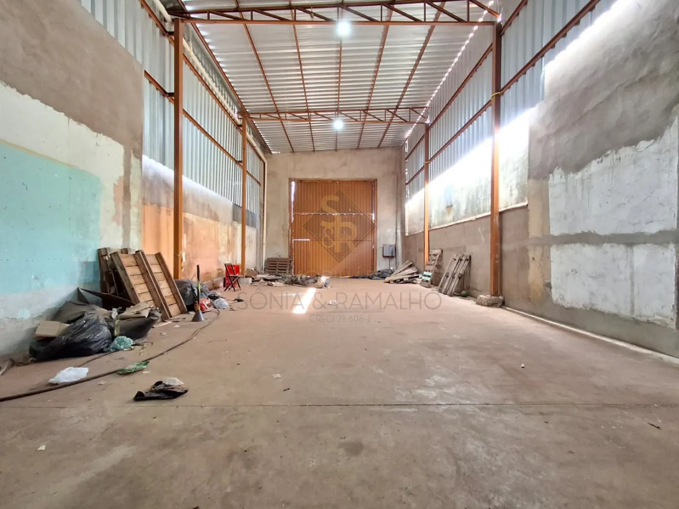 Alugar Imóveis Comerciais / Galpão Comercial em Ribeirão Preto R$ 3.300,00 - Foto 1