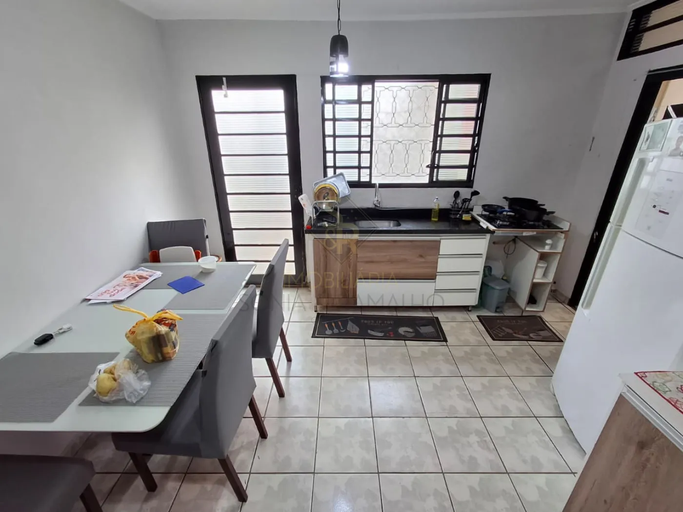 Alugar Casas Residenciais / Padrão em Ribeirão Preto R$ 2.000,00 - Foto 3