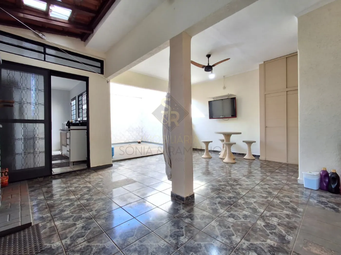 Alugar Casas Residenciais / Padrão em Ribeirão Preto R$ 2.000,00 - Foto 15