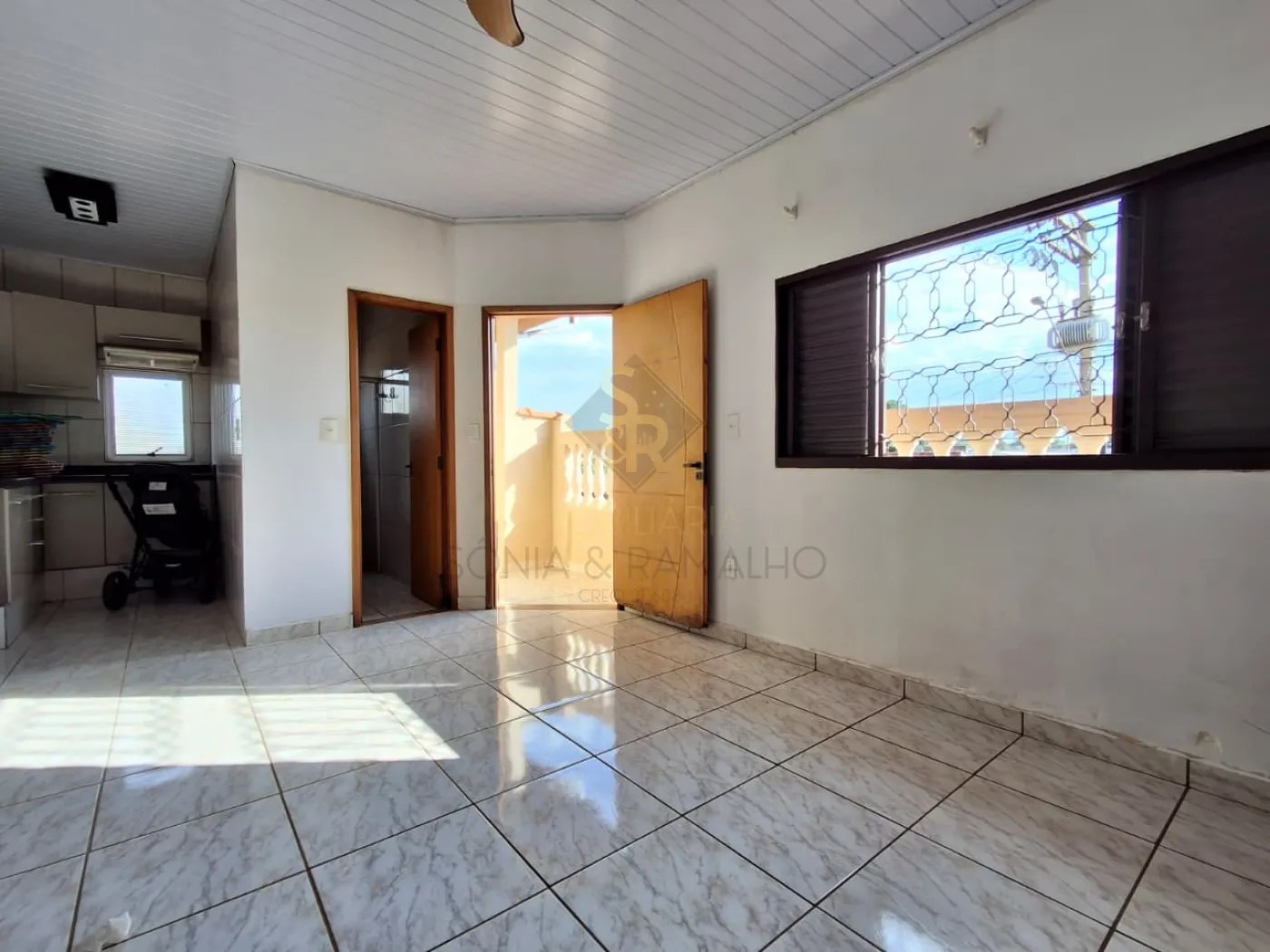 Alugar Casas Residenciais / Padrão em Ribeirão Preto R$ 2.000,00 - Foto 11