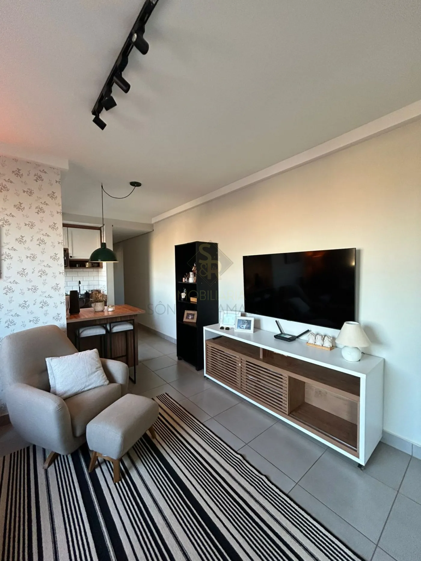 Comprar Apartamentos / Padrão em Ribeirão Preto R$ 370.000,00 - Foto 1