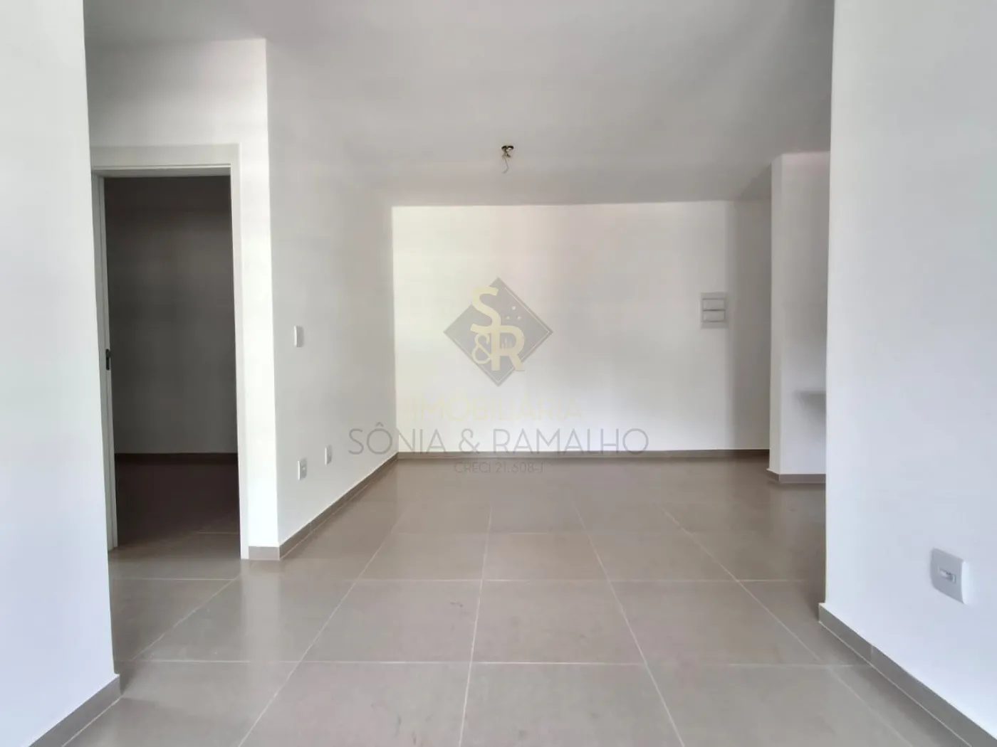 Comprar Apartamentos / Padrão em Ribeirão Preto R$ 215.000,00 - Foto 2