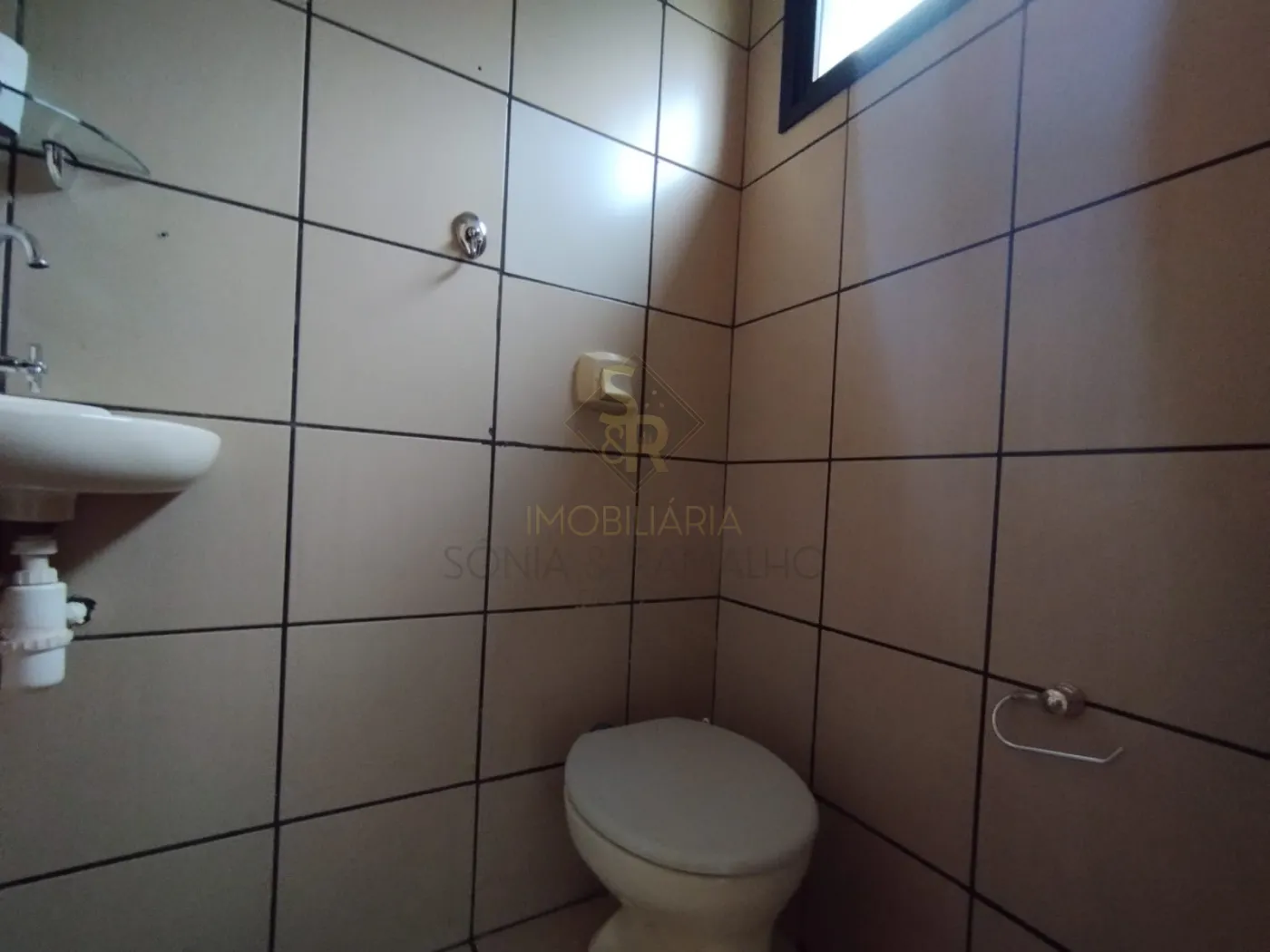 Alugar Imóveis Comerciais / Sala Comercial em Ribeirão Preto R$ 590,00 - Foto 5